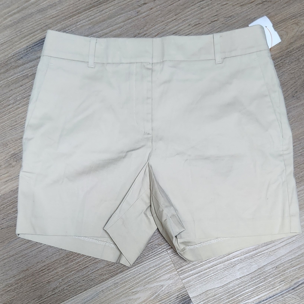 NWOT Ann Taylor Petite sz 8 Khaki Shorts BIN N